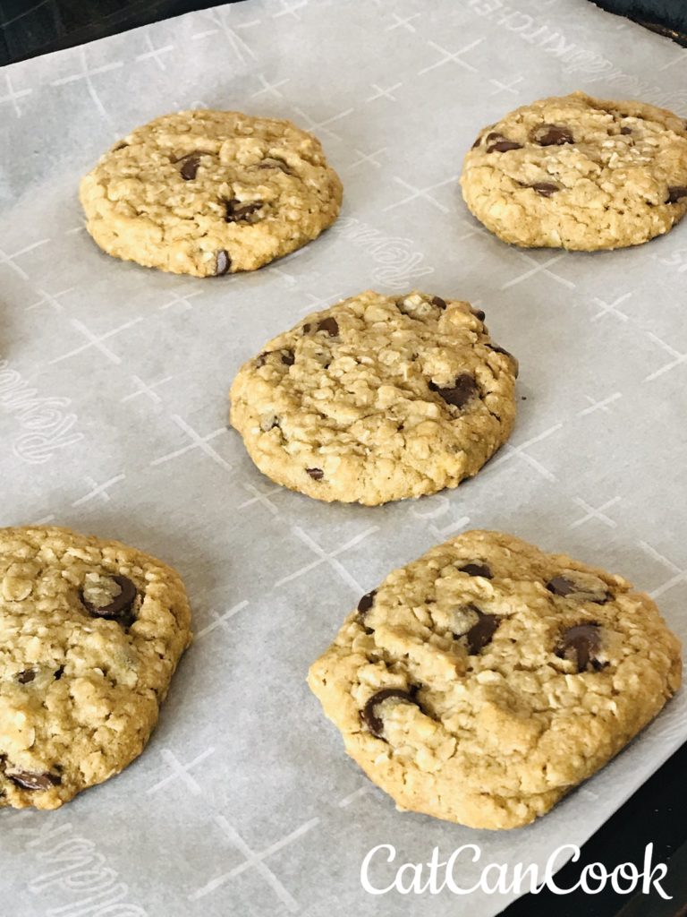 Oatmeal Chocolate Chip Cookies